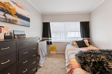 Photo of property in 3 Luxor Place, Pomare, Rotorua, 3015