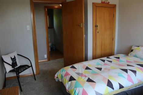 Photo of property in 20 Seaview Terrace, Kew, Dunedin, 9012