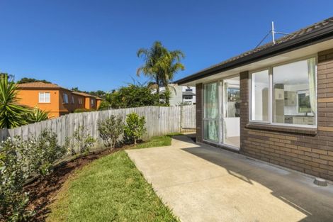 Photo of property in 35 Aberley Road, Schnapper Rock, Auckland, 0632