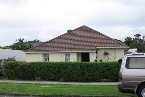 Photo of property in 2 Tasman Avenue, Mount Albert, Auckland, 1025