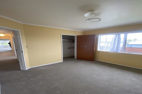 Photo of property in 101 Hillcrest Drive, Kelvin Grove, Palmerston North, 4414