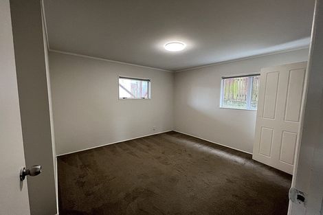 Photo of property in 36 Meilland Place, Glen Eden, Auckland, 0602