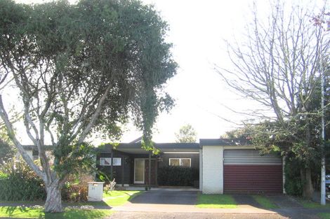 Photo of property in 21 Glen Lynne Avenue, Queenwood, Hamilton, 3210