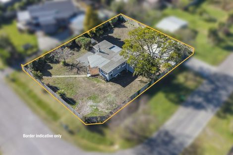 Photo of property in 29 Stalkers Road, Woodend Beach, Woodend, 7691