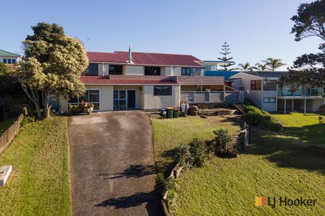 Photo of property in 196 Seaforth Road, Waihi Beach, 3611