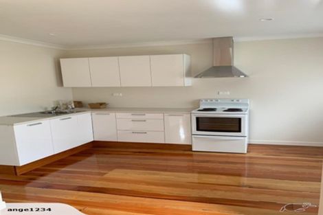 Photo of property in 1/30a Old Lake Road, Narrow Neck, Auckland, 0624