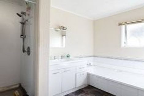 Photo of property in 29 Moncrieff Avenue, Clendon Park, Auckland, 2103