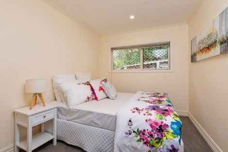 Photo of property in 15 Penguin Drive, Murrays Bay, Auckland, 0630