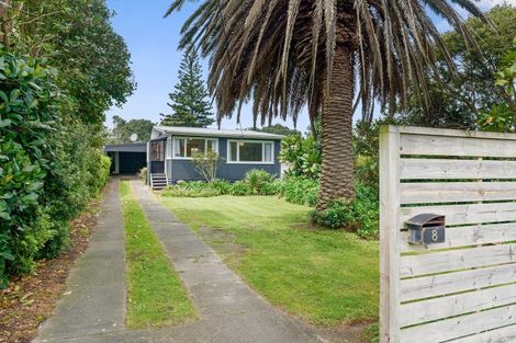 Photo of property in 8 The Avenue, Otaki Beach, Otaki, 5512