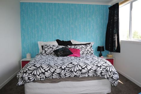 Photo of property in 4 Kauri Grove, Lansdowne, Masterton, 5810