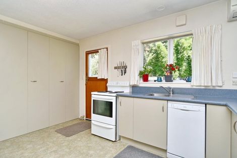 Photo of property in 6b Doggett Place, Rangiora, 7400