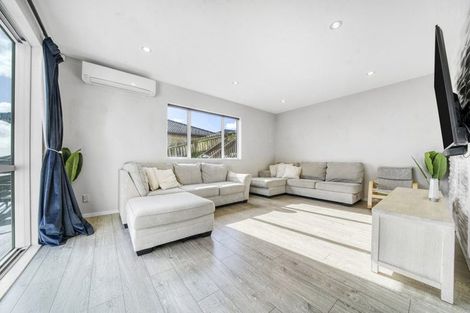 Photo of property in 62 Keri Vista Rise, Papakura, 2110
