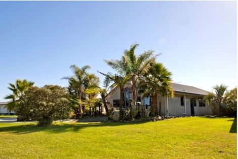 Photo of property in 502 Matarangi Drive, Matarangi, Whitianga, 3592