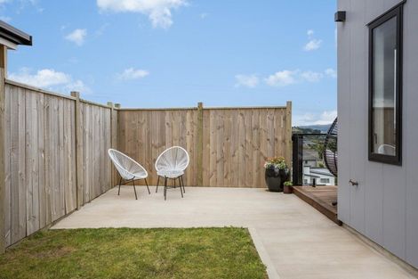 Photo of property in 15 Yorkshire Close, Whitby, Porirua, 5024