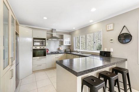 Photo of property in 30 Baverstock Road, Flat Bush, Auckland, 2016