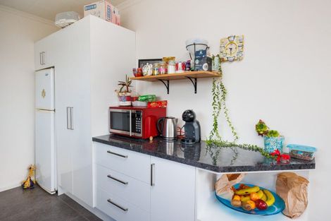 Photo of property in 24 Leeds Street, Milson, Palmerston North, 4414