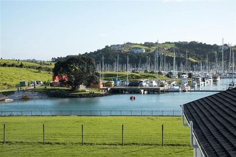 Photo of property in 7 Kaipuke Crescent, Gulf Harbour, Whangaparaoa, 0930