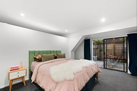 Photo of property in 22 Gilbass Avenue, Hamilton Lake, Hamilton, 3204