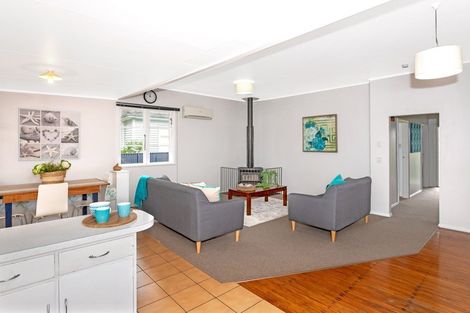 Photo of property in 177 Roebuck Road, Gisborne, 4010