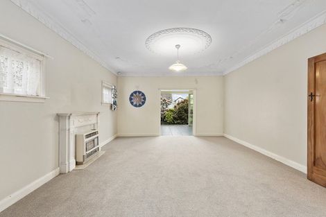 Photo of property in 37 Glamis Avenue, Strathmore Park, Wellington, 6022