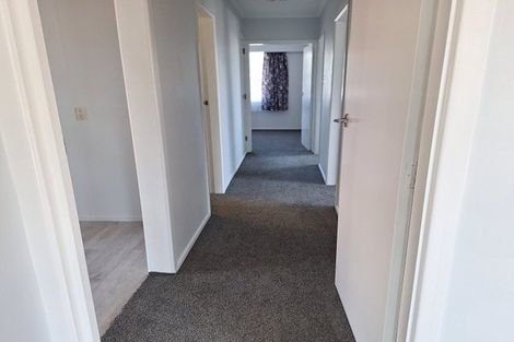 Photo of property in 12 Clifton Drive, Waitara, 4320