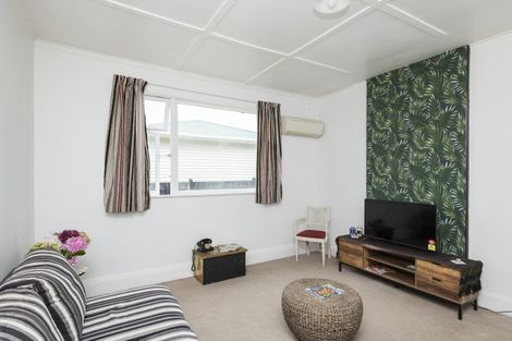 Photo of property in 110 De Lautour Road, Inner Kaiti, Gisborne, 4010