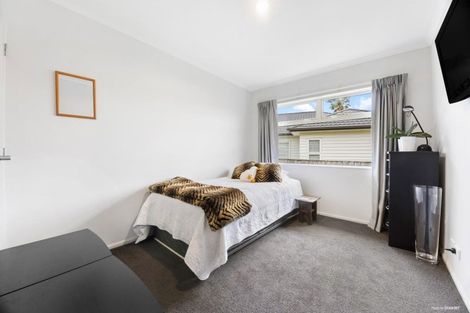 Photo of property in 18a Doment Crescent, Orewa, 0931