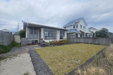 Photo of property in 91 Karewa Parade, Papamoa Beach, Papamoa, 3118