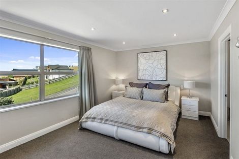 Photo of property in 3 Roystone Way, Huntsbury, Christchurch, 8022