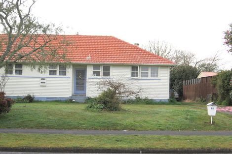 Photo of property in 51 Ross Crescent, Fairfield, Hamilton, 3214