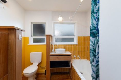 Photo of property in 11 Golf Road, Tahunanui, Nelson, 7011