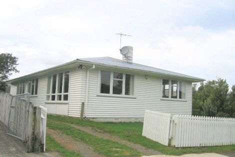 Photo of property in 54 Davidson Crescent, Tawa, Wellington, 5028