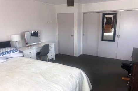 Photo of property in 18 Jasmine Grove, Maungaraki, Lower Hutt, 5010