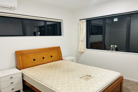 Photo of property in 21 Agnew Place, Albany, Auckland, 0632