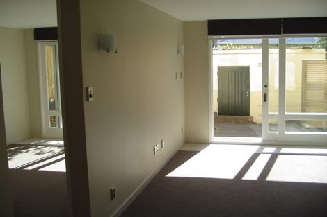 Photo of property in 105 Austin Street, Mount Victoria, Wellington, 6011