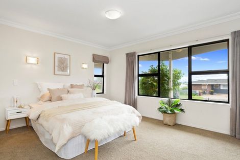 Photo of property in 2 Western Road, Otumoetai, Tauranga, 3110