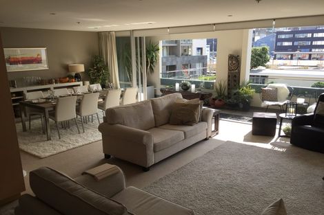 Photo of property in Sanctum Apartment, 10 Ebor Street, Te Aro, Wellington, 6011