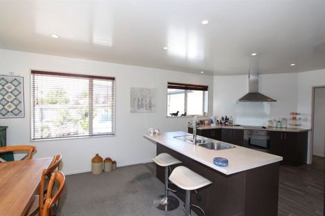 Photo of property in 6 Punga Lane, Parklands, Christchurch, 8083
