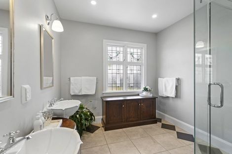 Photo of property in 96a Glandovey Road, Fendalton, Christchurch, 8052