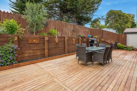 Photo of property in 2/140 Hay Street, Bromley, Christchurch, 8062