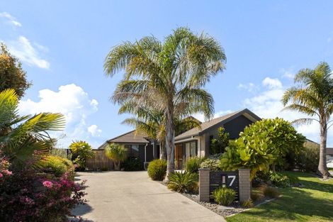 Photo of property in 7 Drabble Crescent, Papamoa Beach, Papamoa, 3118