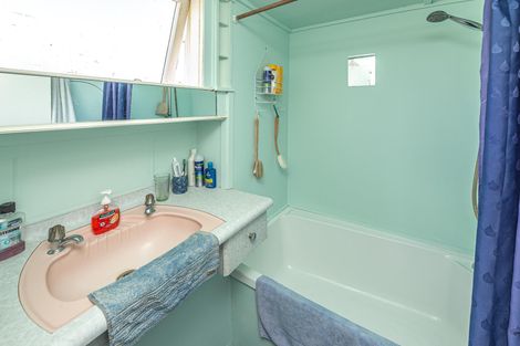 Photo of property in 25-27 Mowhanau Drive, Kai Iwi, Whanganui, 4574