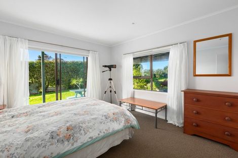 Photo of property in 16 Adela Stewart Drive West, Athenree, Waihi Beach, 3177