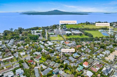 Photo of property in 1/9a Eversleigh Road, Belmont, Auckland, 0622