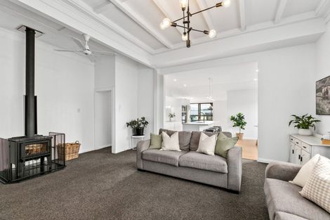 Photo of property in 214 Porangahau Road, Waipukurau, 4200