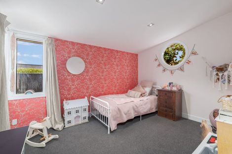 Photo of property in 135 Packe Street, Edgeware, Christchurch, 8013