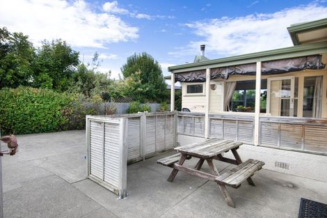 Photo of property in 8 Magdalen Crescent, Pirimai, Napier, 4112