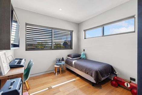 Photo of property in 40 Hewitts Road, Merivale, Christchurch, 8014