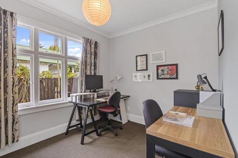Photo of property in 80 Martin Avenue, Beckenham, Christchurch, 8023