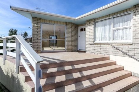 Photo of property in 10 Te Mara Place, Merrilands, New Plymouth, 4312